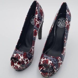 Too Fast Guns 'n Roses Platform Peep Toe Heels